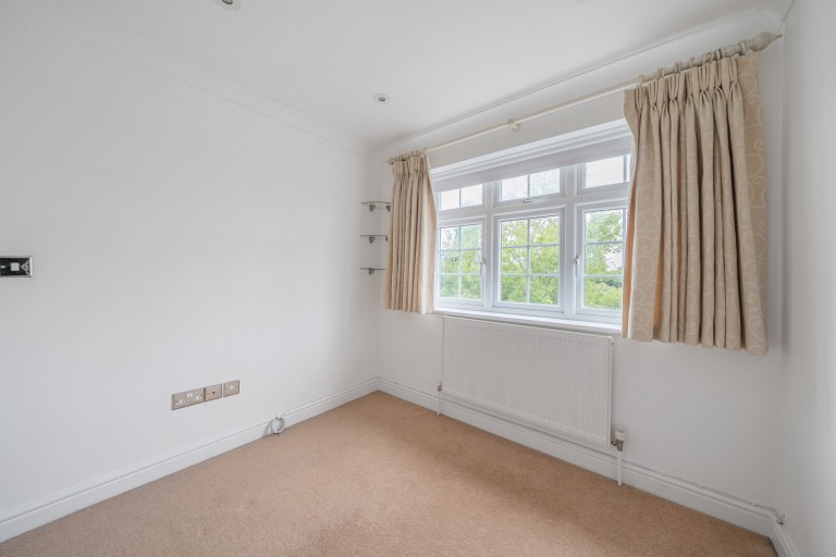 Images for Leigh Road, Cobham, Surrey