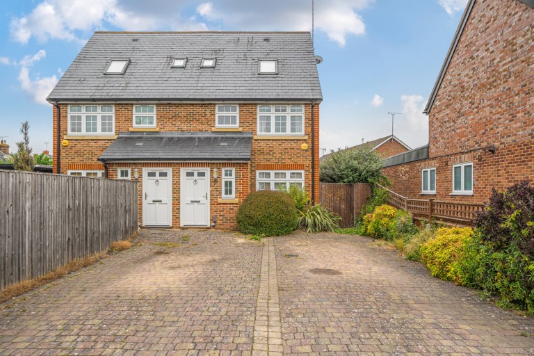 Images for Leigh Road, Cobham, Surrey