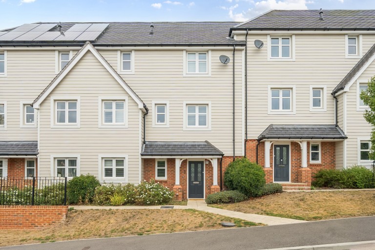 Images for Consort Drive, Leatherhead, Surrey