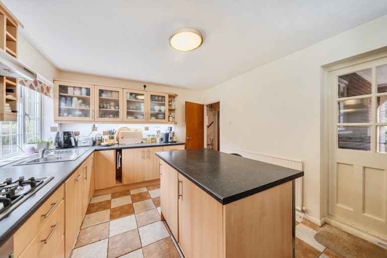 Images for Hawkhurst, Cobham, Surrey