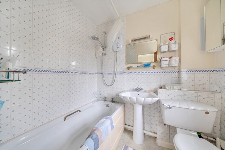 Images for Hawkhurst, Cobham, Surrey