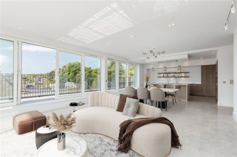 Click the photo for more details of Edinburgh, Midlothian