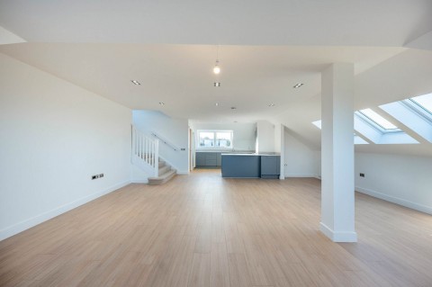 Click the photo for more details of 114C Colinton Road, Edinburgh, Midlothian