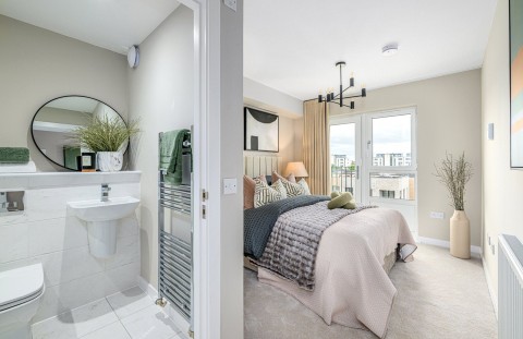 Click the photo for more details of West Shore, Granton