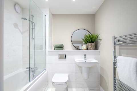 Click the photo for more details of West Shore, Granton