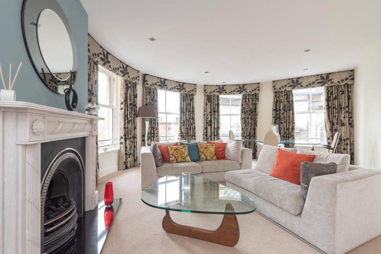 Click the photo for more details of St Vincent Place, New Town, Edinburgh