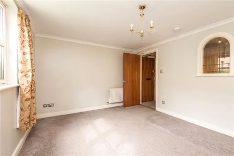 Click the photo for more details of Old Tolbooth Wynd, Old Town, Edinburgh