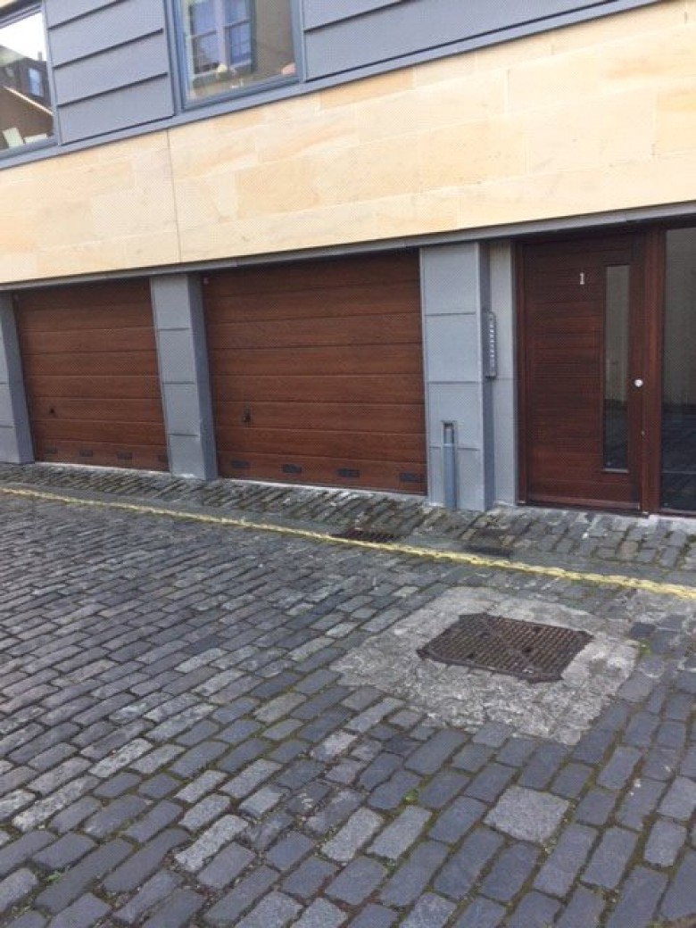 Click the photo for more details of Edinburgh, Midlothian