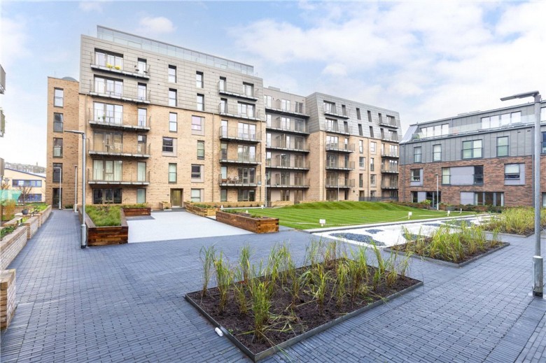 Click the photo for more details of Warriston Road, Edinburgh