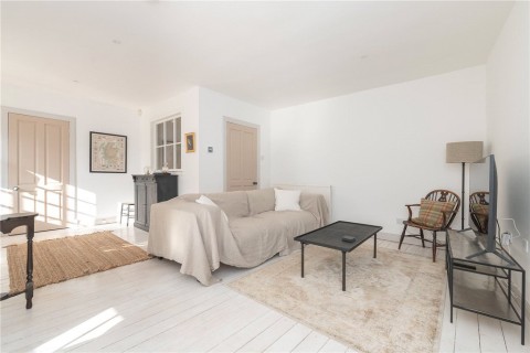 Click the photo for more details of Canongate, 27 Canongate, Edinburgh