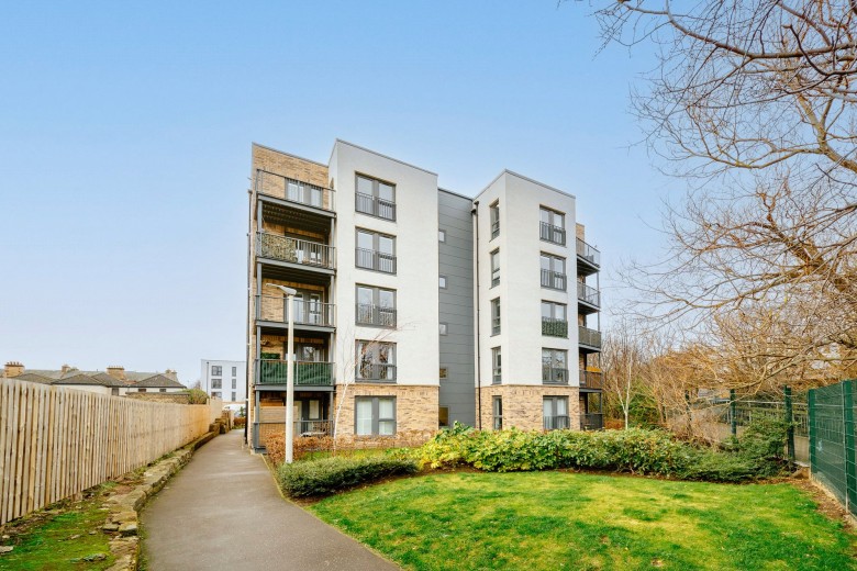 Click the photo for more details of Wintermill Square, Edinburgh