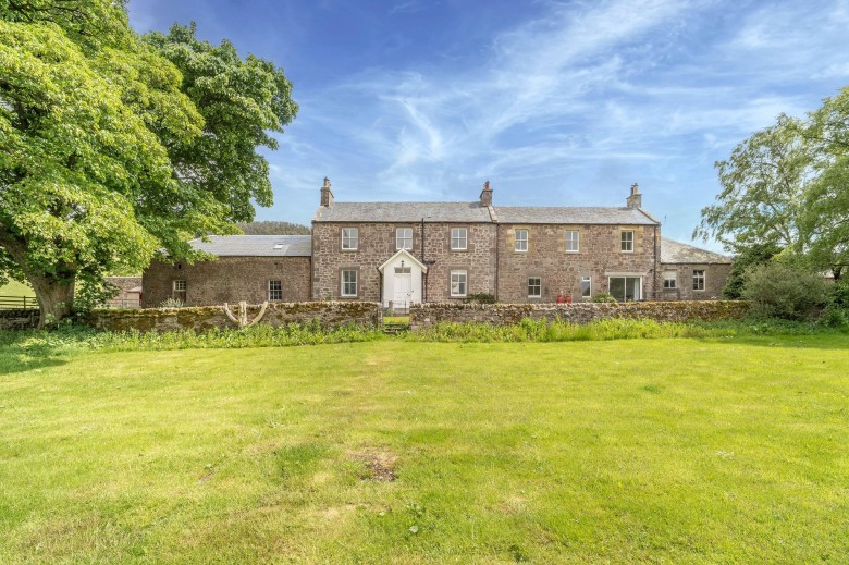 Click the photo for more details of Lanark, South Lanarkshire