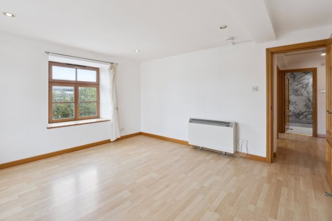 Click the photo for more details of Edinburgh, Midlothian