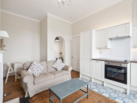 Click the photo for more details of Brunton Gardens, Edinburgh, Midlothian