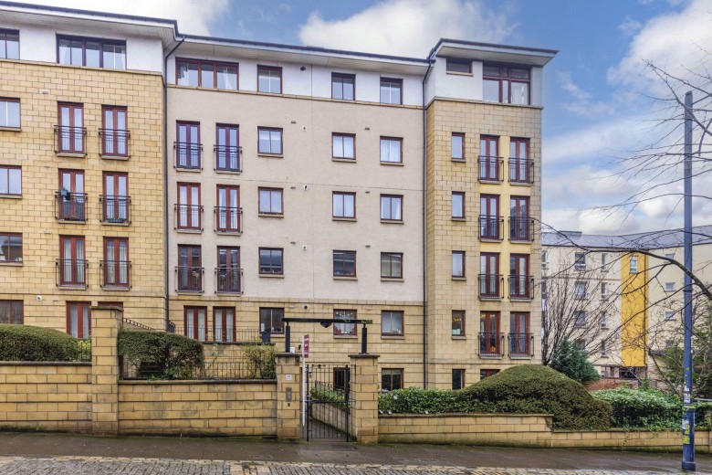 Click the photo for more details of High Riggs, Edinburgh