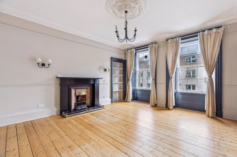 Click the photo for more details of Abbeyhill, Edinburgh