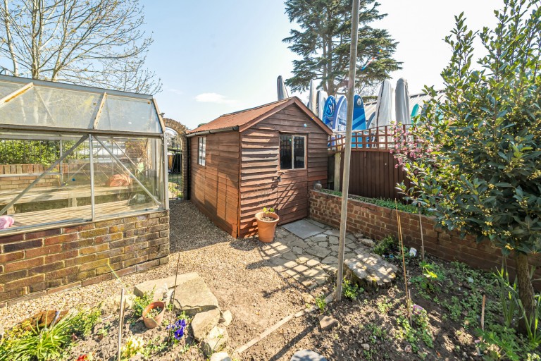 Images for Aragon Avenue, Thames Ditton, Surrey