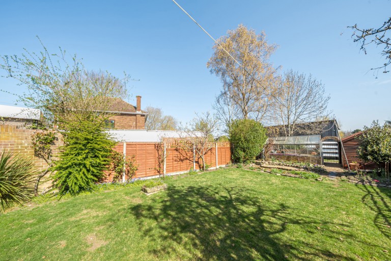 Images for Aragon Avenue, Thames Ditton, Surrey