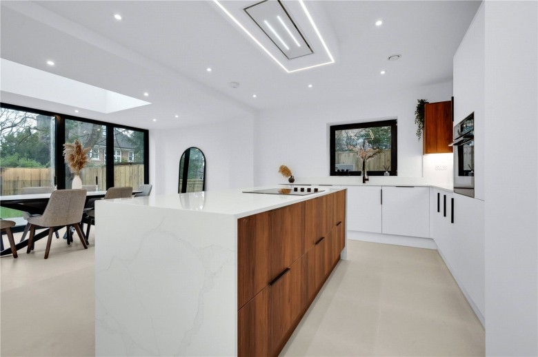 Click the photo for more details of Stevens Lane, Claygate, Surrey