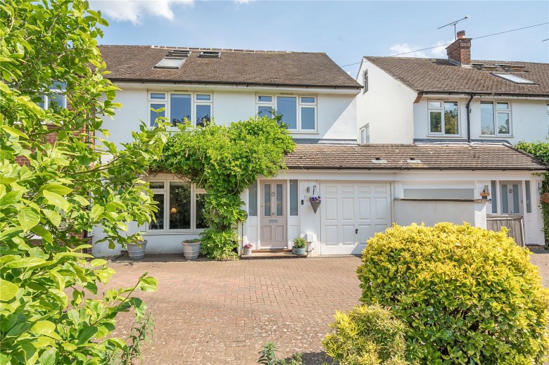 Click the photo for more details of Aragon Avenue, Thames Ditton, Surrey