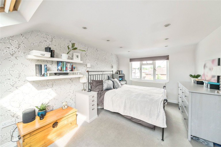Images for Aragon Avenue, Thames Ditton, Surrey