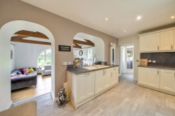 Images for Hawks Hill Close, Fetcham, Leatherhead