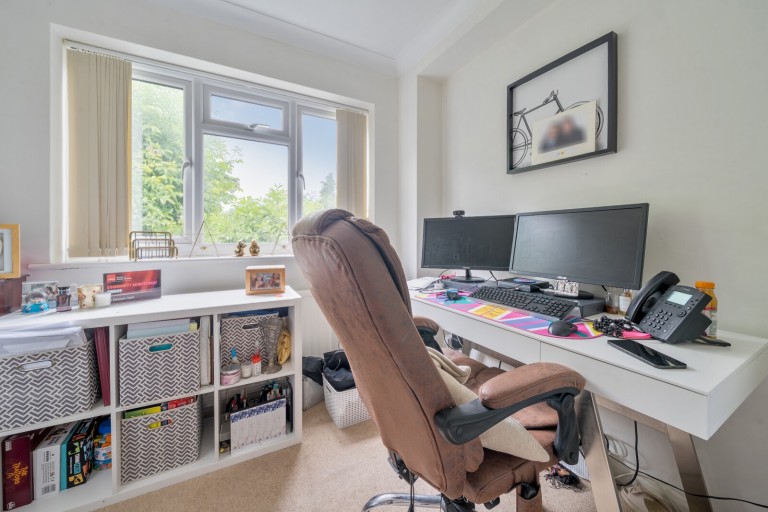 Images for Hawks Hill Close, Fetcham, Leatherhead