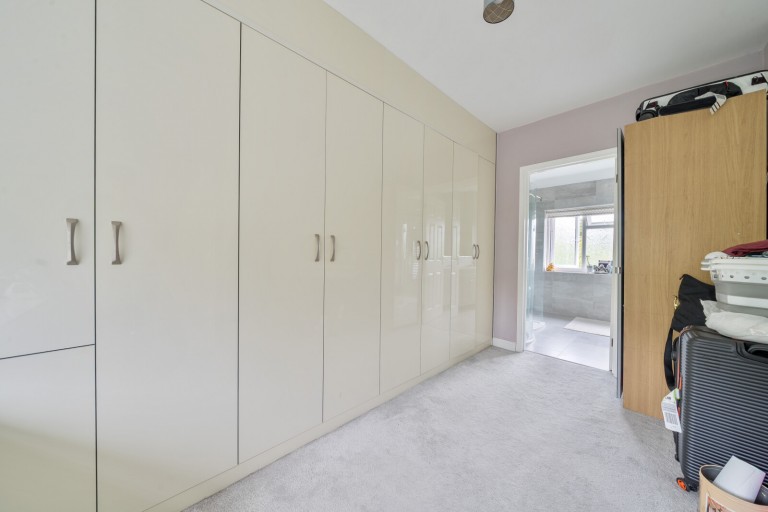 Images for Hawks Hill Close, Fetcham, Leatherhead
