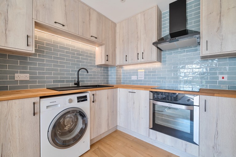 Images for Highbury Drive, Leatherhead, Surrey