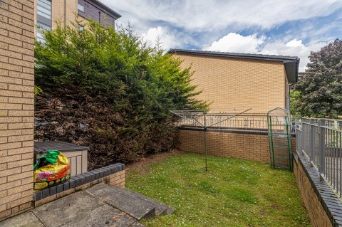 Click the photo for more details of New Gorbals, Glasgow City