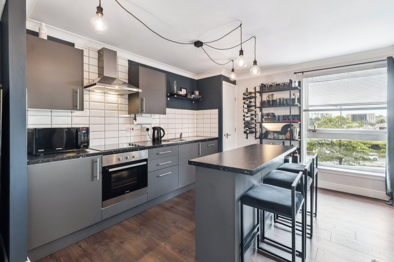 Images for New Gorbals, Glasgow City