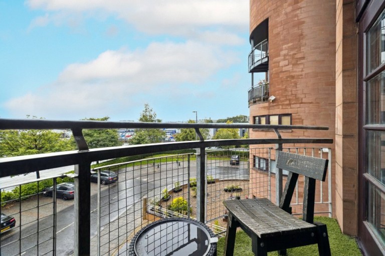 Images for New Gorbals, Glasgow City
