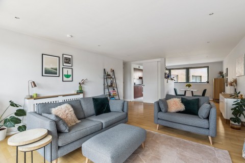 Click the photo for more details of Cowcaddens, Glasgow City