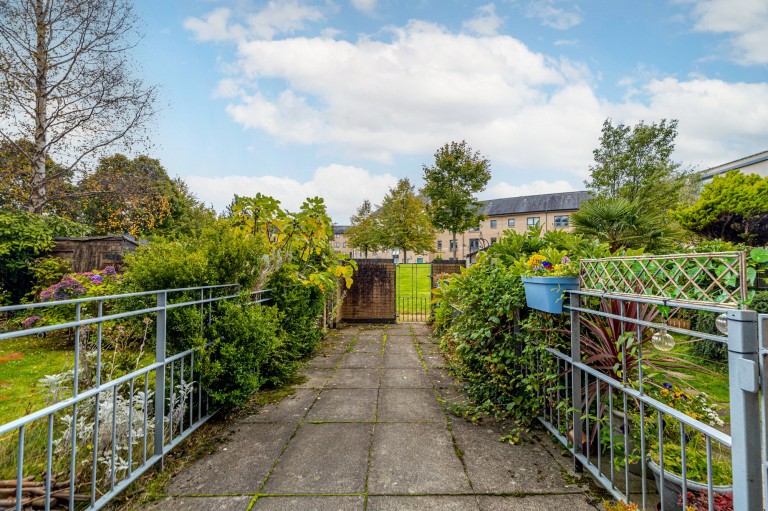 Images for New Gorbals, Glasgow City