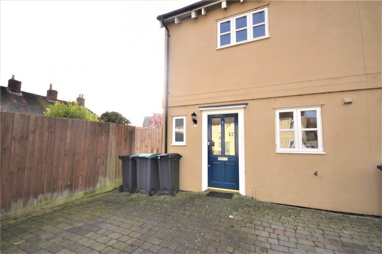 Click the photo for more details of Harmans Yard, Dunmow, Essex