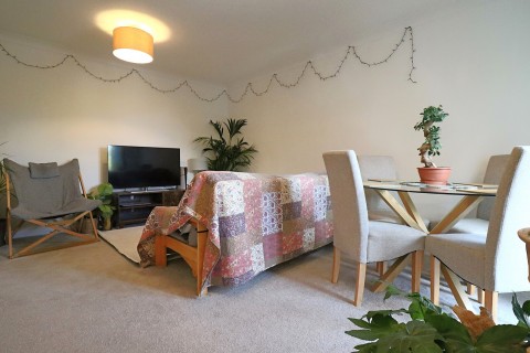 Click the photo for more details of Chelmsford Road, Dunmow, Essex