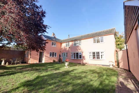 Click the photo for more details of Dog Chase, Wethersfield, Essex