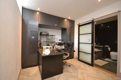 Click the photo for more details of Dunmow, Essex