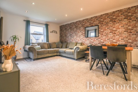 Click the photo for more details of Chelmsford Road, Dunmow, Essex