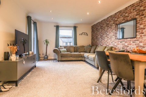 Click the photo for more details of Chelmsford Road, Dunmow, Essex