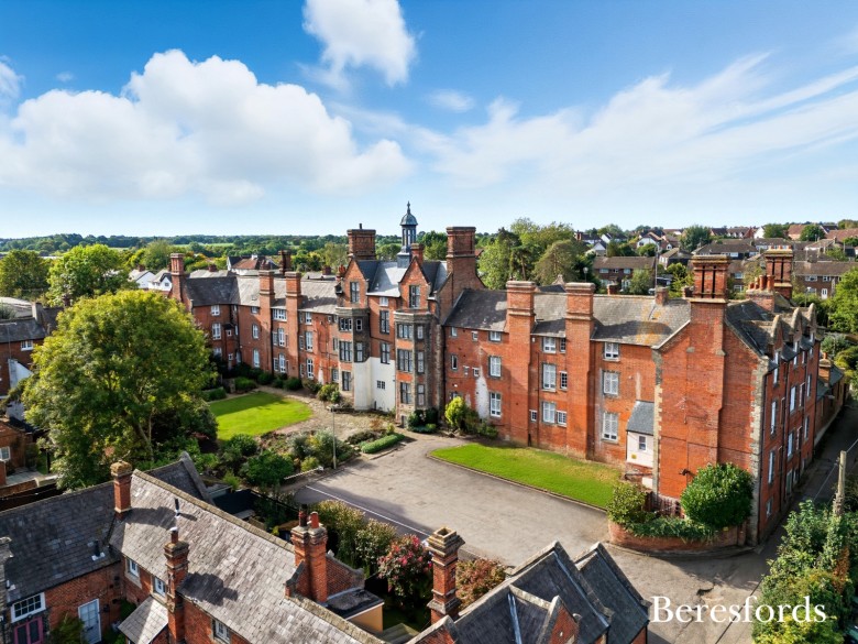 Click the photo for more details of The Close, Dunmow, Essex