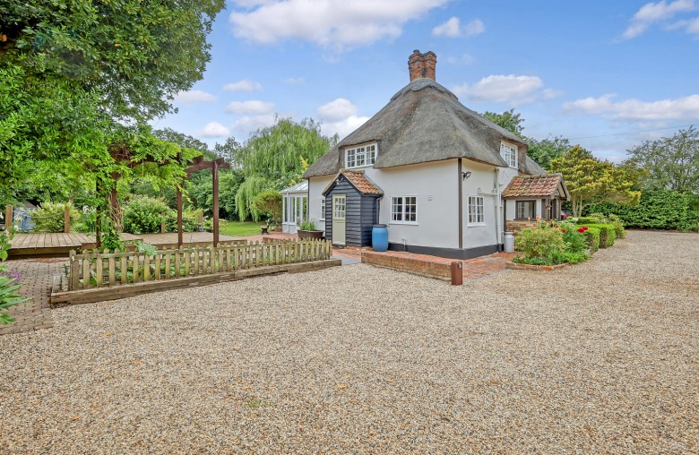 Click the photo for more details of Dunmow, Essex