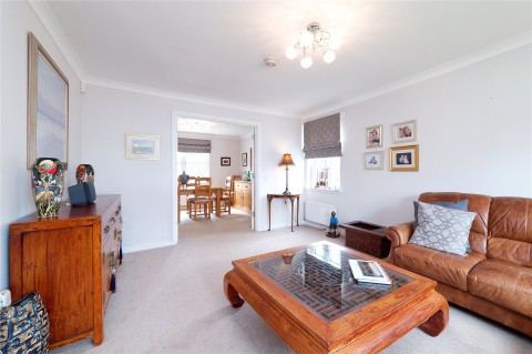 Click the photo for more details of Fenwick, Kilmarnock