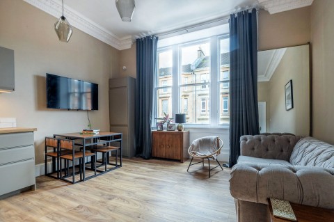 Click the photo for more details of Mount Florida, Glasgow