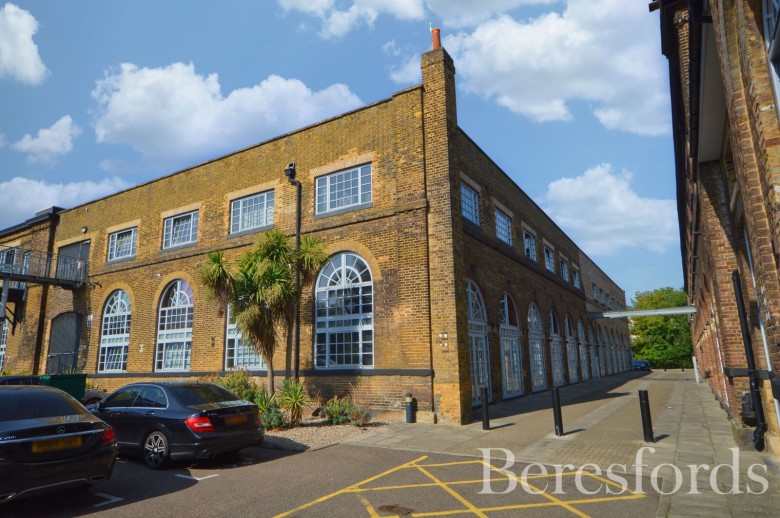 Click the photo for more details of The Railstore, Gidea Park