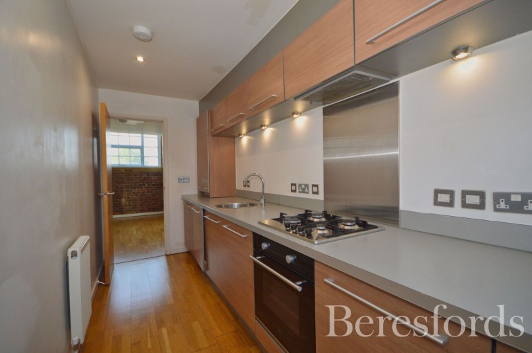 Images for The Railstore, Gidea Park