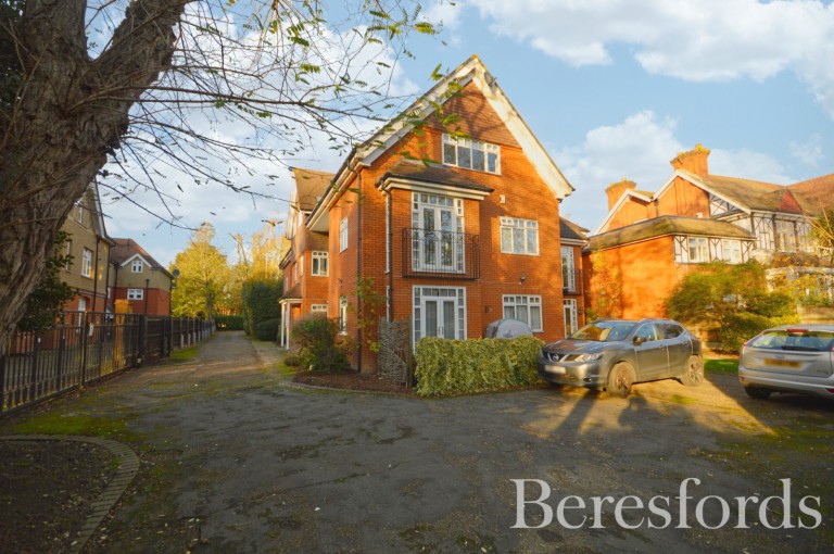 Images for Main Road, 63a Main Road, Gidea Park