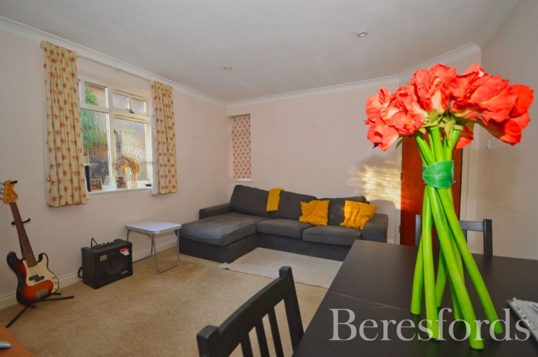 Images for Main Road, 63a Main Road, Gidea Park