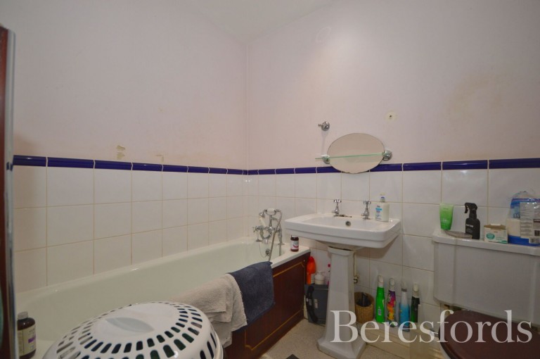 Images for Main Road, 63a Main Road, Gidea Park