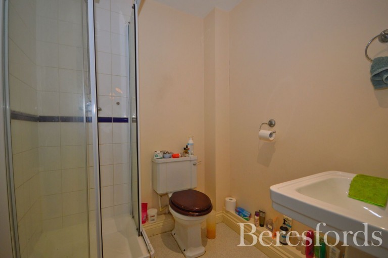 Images for Main Road, 63a Main Road, Gidea Park